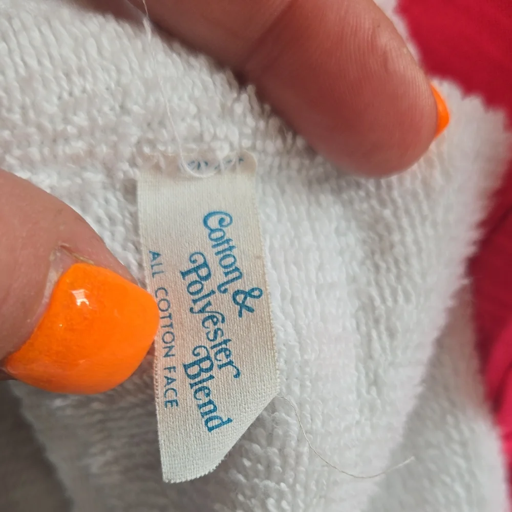 Seagrams Cream and Red Large Soft‎ and Elegant Towel